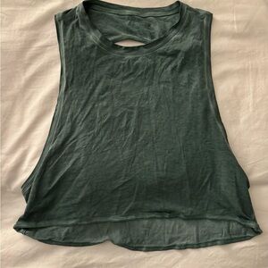 Lululemon - green cropped tank top
